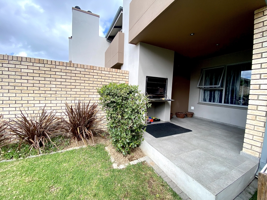 2 Bedroom Property for Sale in Hansmoeskraal A H Western Cape